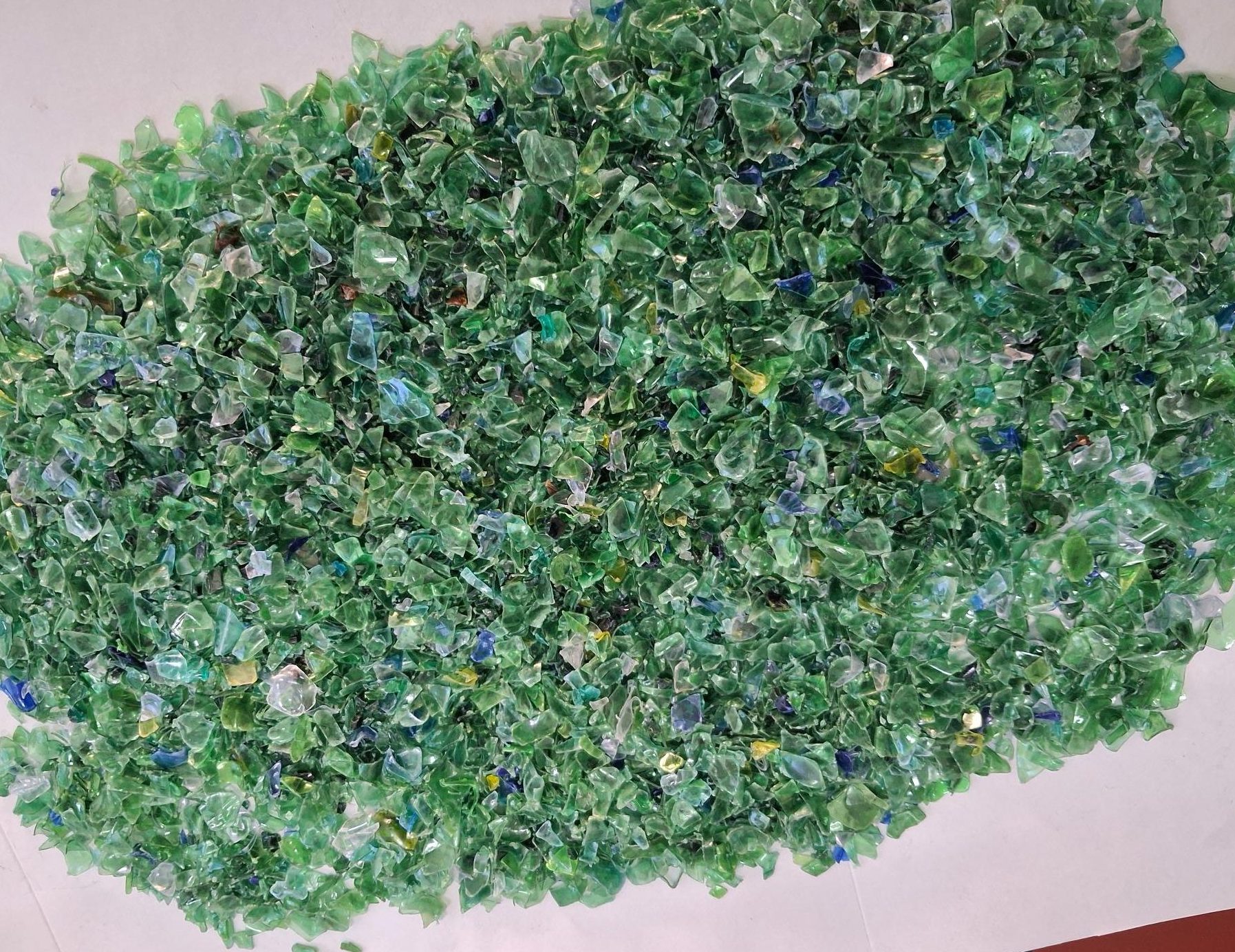 rPET flakes green